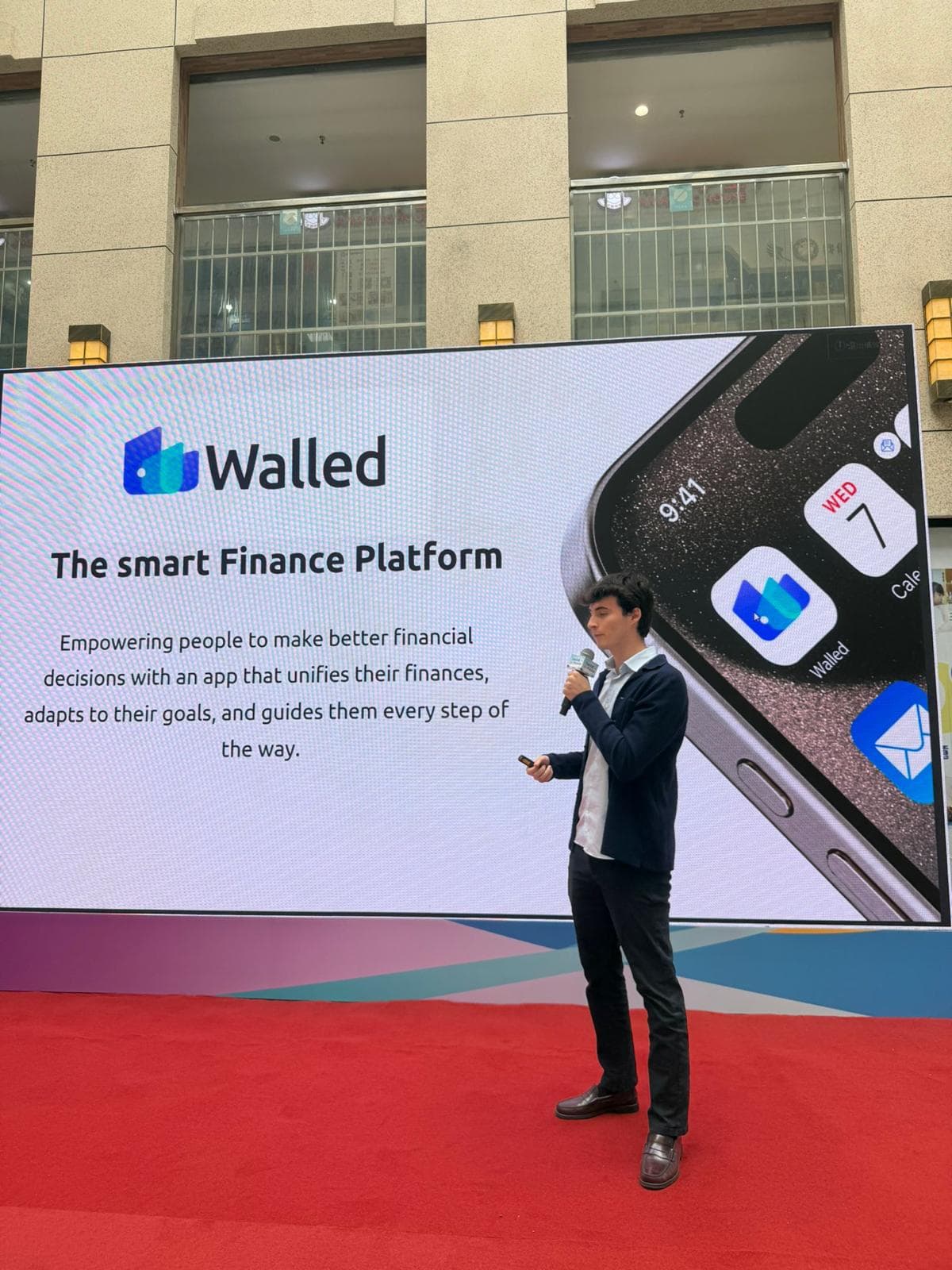 Pitching Walled at Xiji Incubator, Shanghai